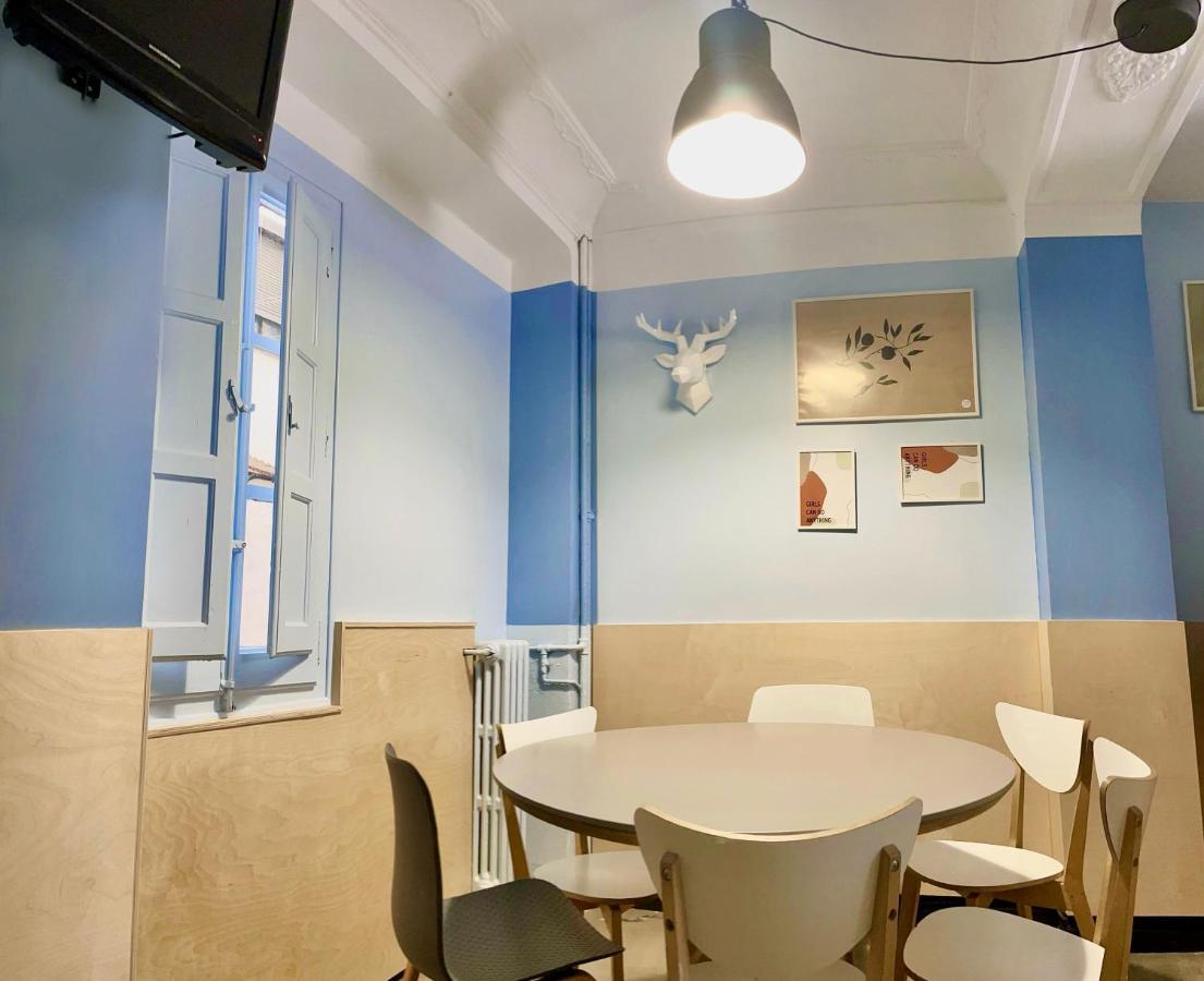 Az The Zity Hostel - Coliving Zaragoza Bagian luar foto