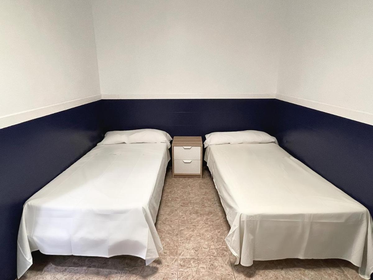 Az The Zity Hostel - Coliving Zaragoza Bagian luar foto
