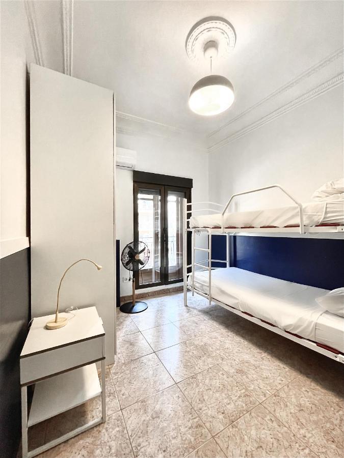 Az The Zity Hostel - Coliving Zaragoza Bagian luar foto