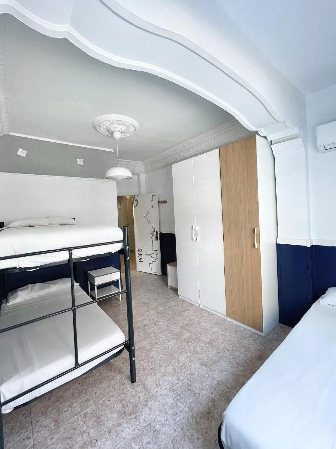Az The Zity Hostel - Coliving Zaragoza Bagian luar foto