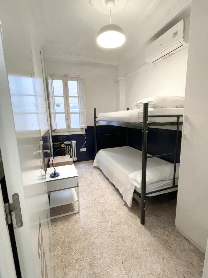 Az The Zity Hostel - Coliving Zaragoza Bagian luar foto